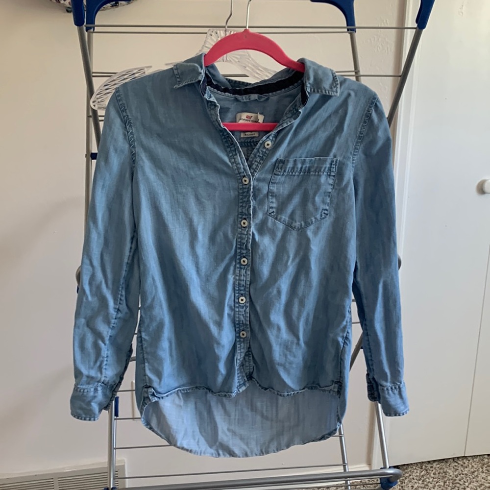 Vineyard Vines chambray shirt, size 0